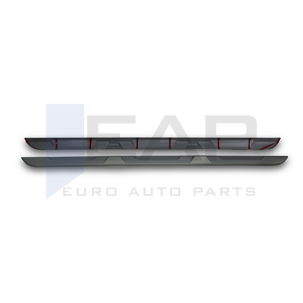Vehicle side skirts