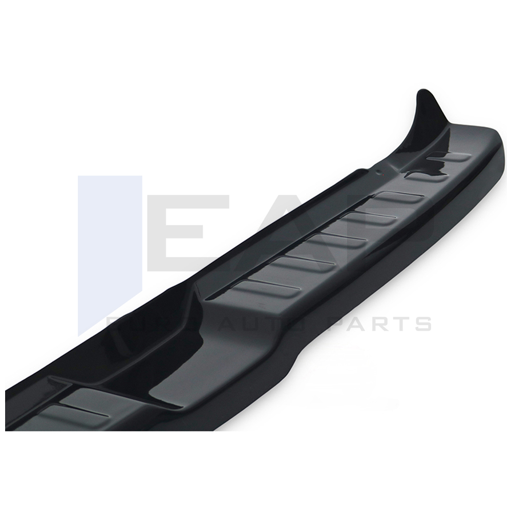 Rear bumper guard (Bright)