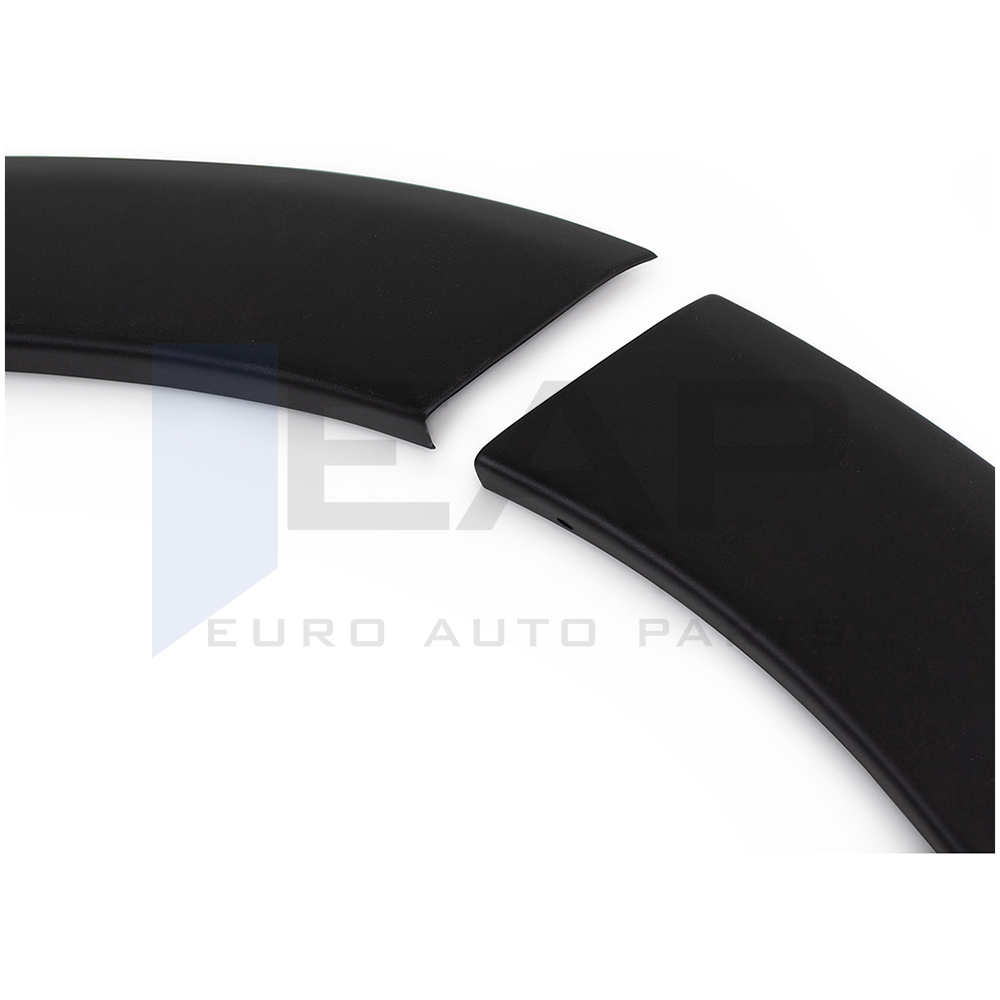 Wheel arch moulding trim cover