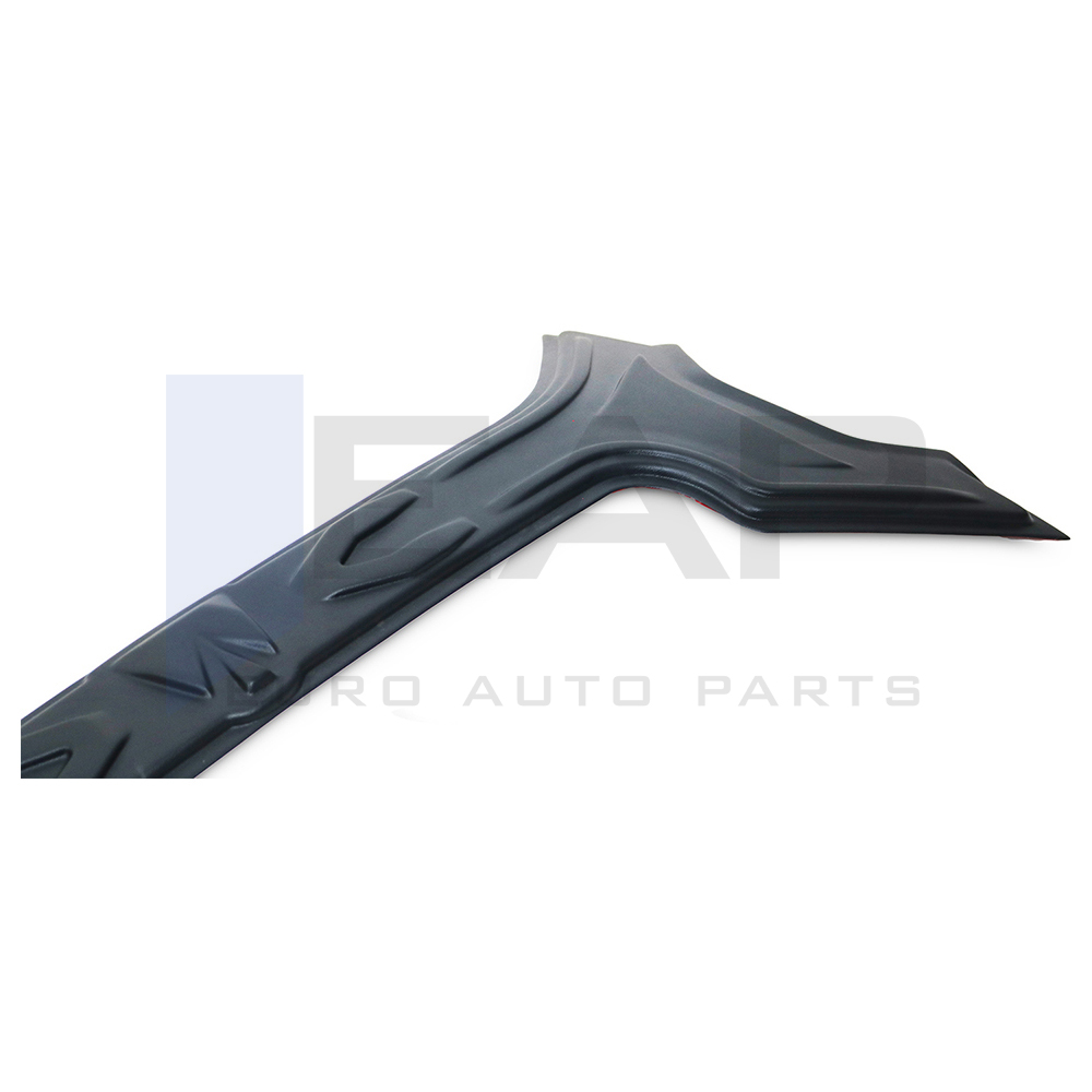 Wheel arch moulding trim cover