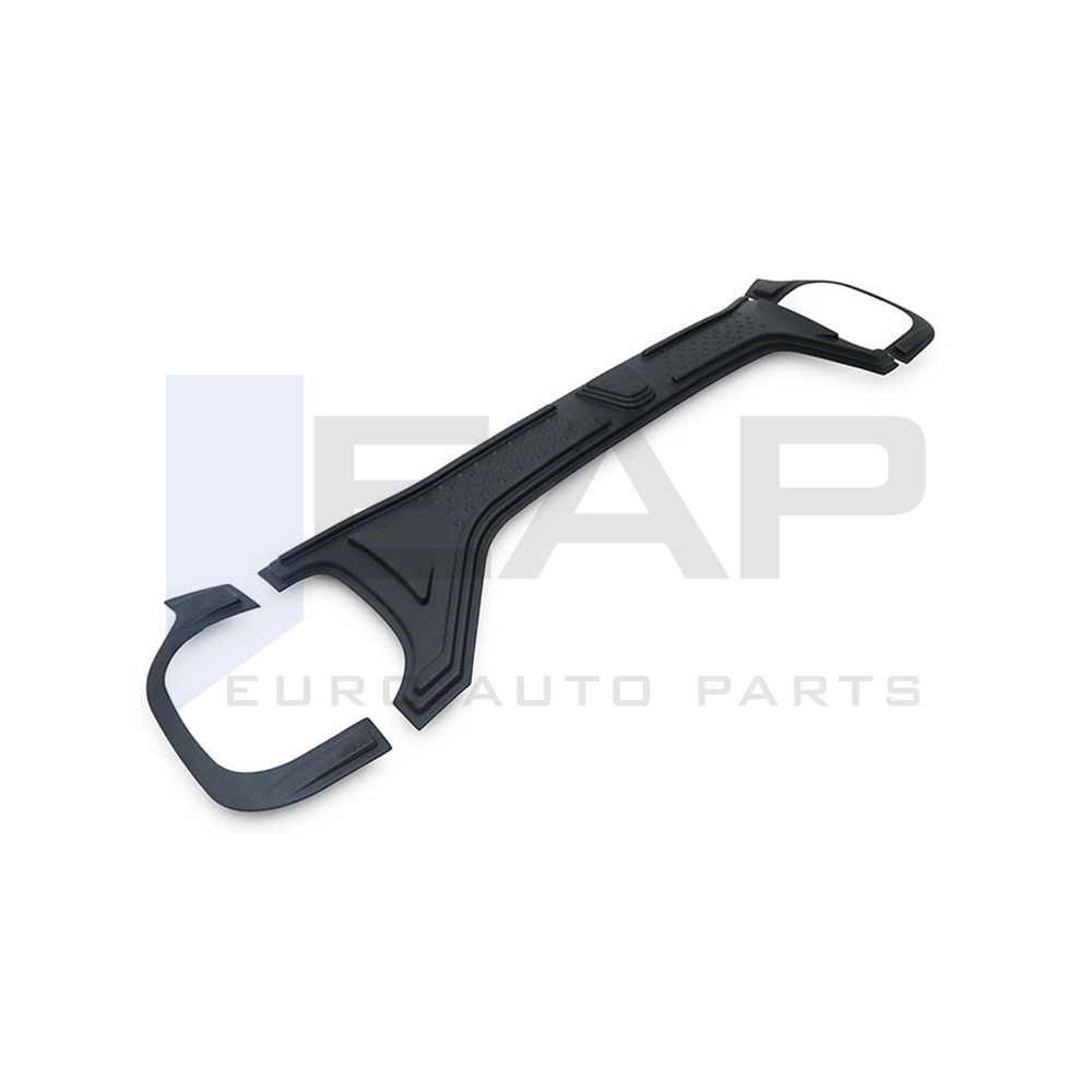 Wheel arch moulding trim cover