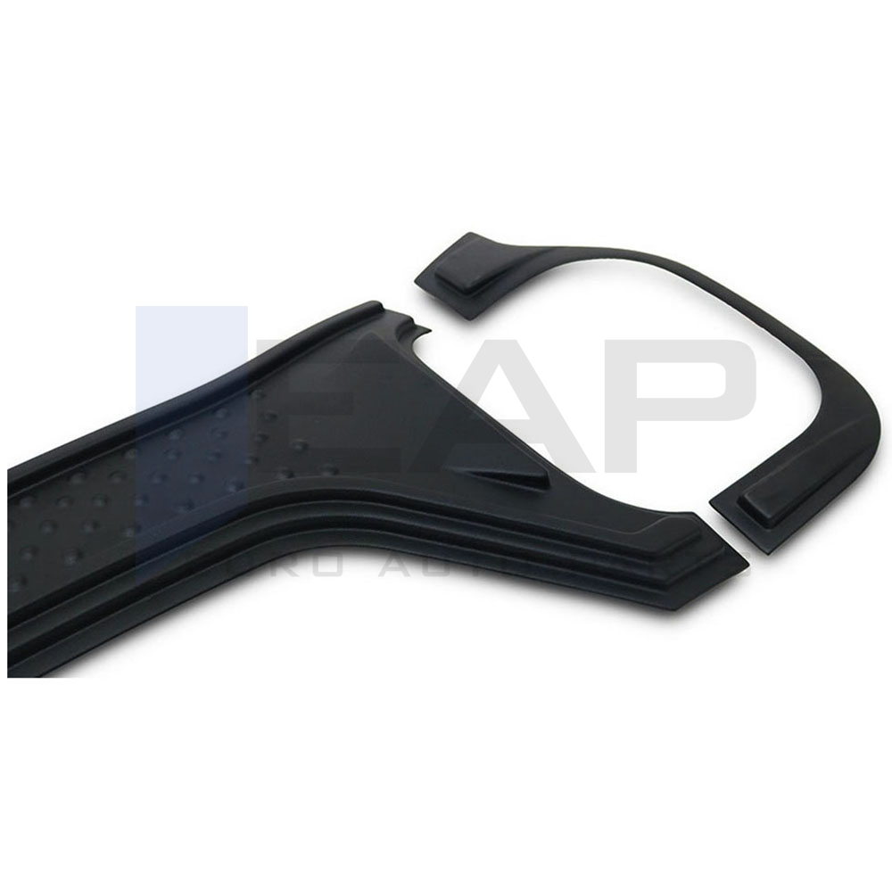 Wheel arch moulding trim cover