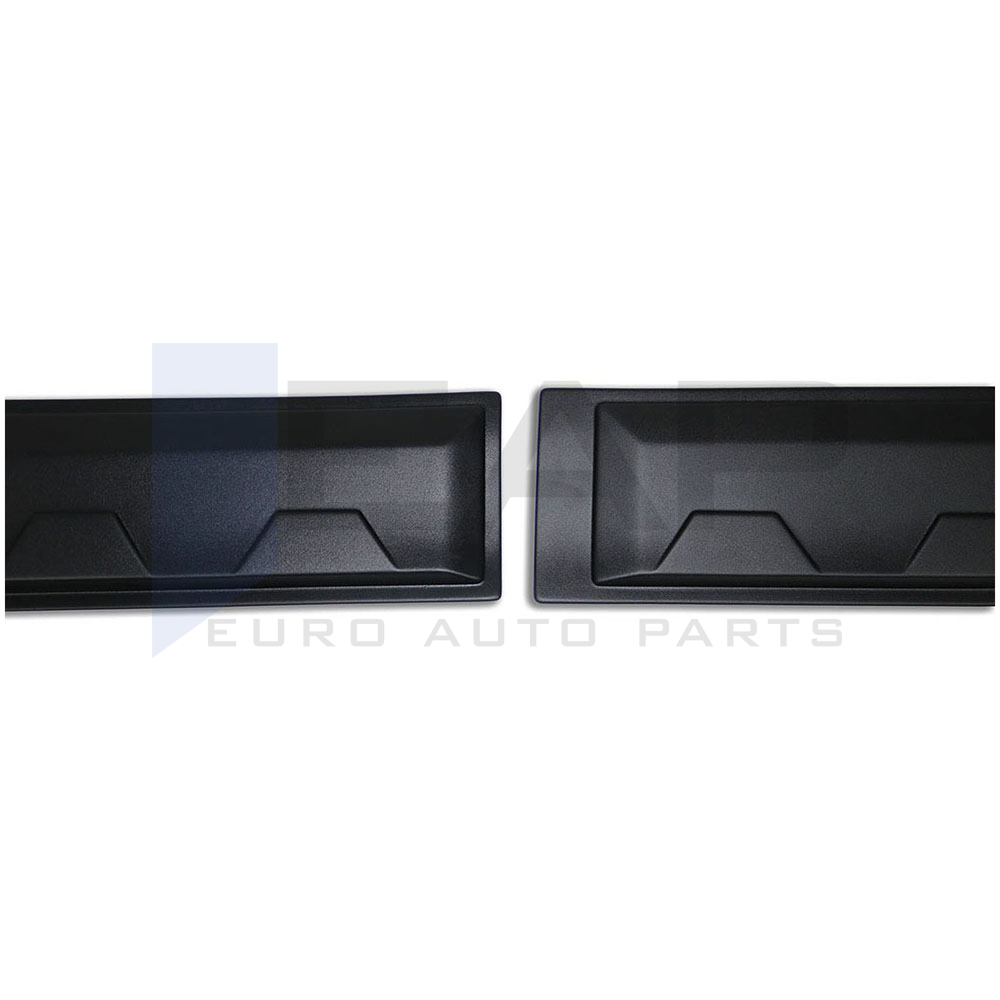 Wheel arch moulding trim cover