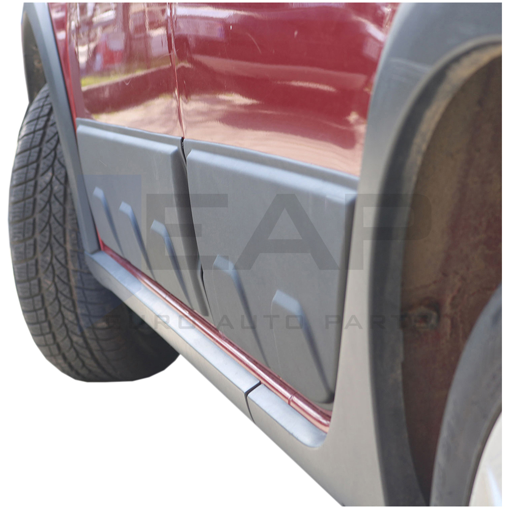 Wheel arch moulding trim cover