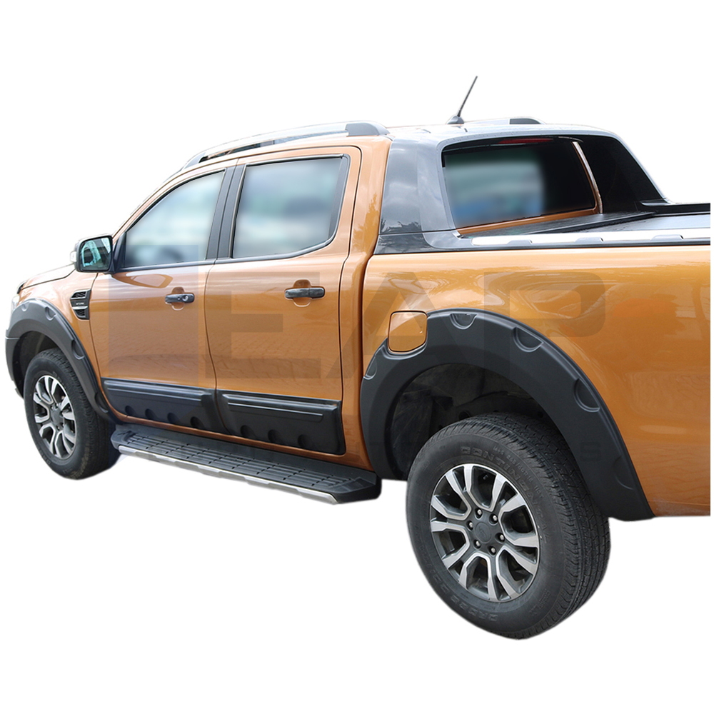 Wheel arch moulding trim cover