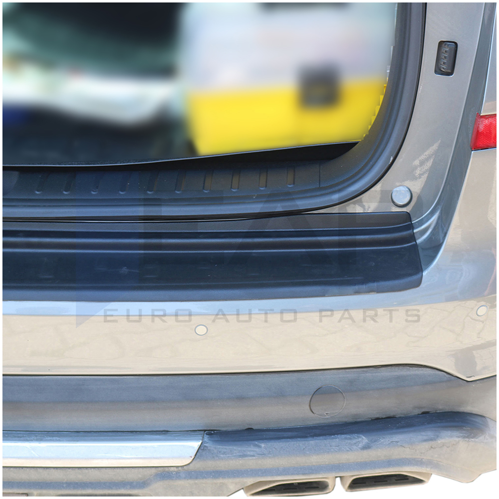 Rear bumper guard (Matte)