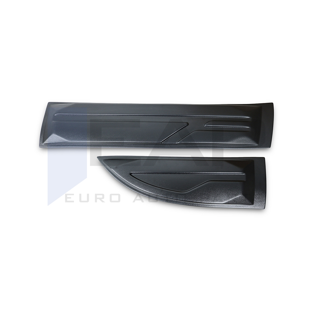 Wheel arch moulding trim cover