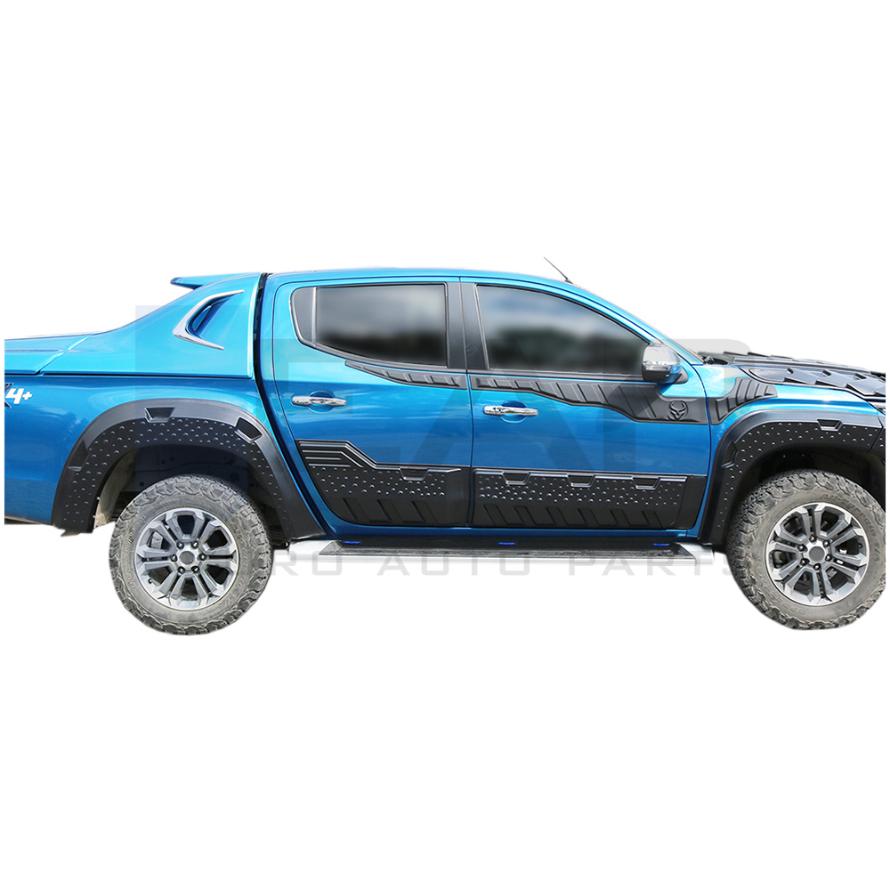 Wheel arch moulding trim cover