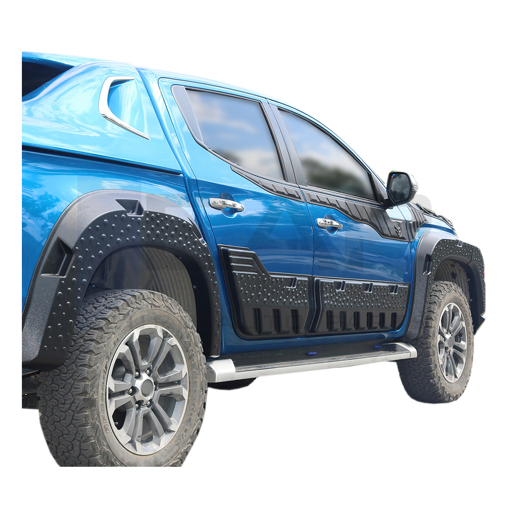 Wheel arch moulding trim cover