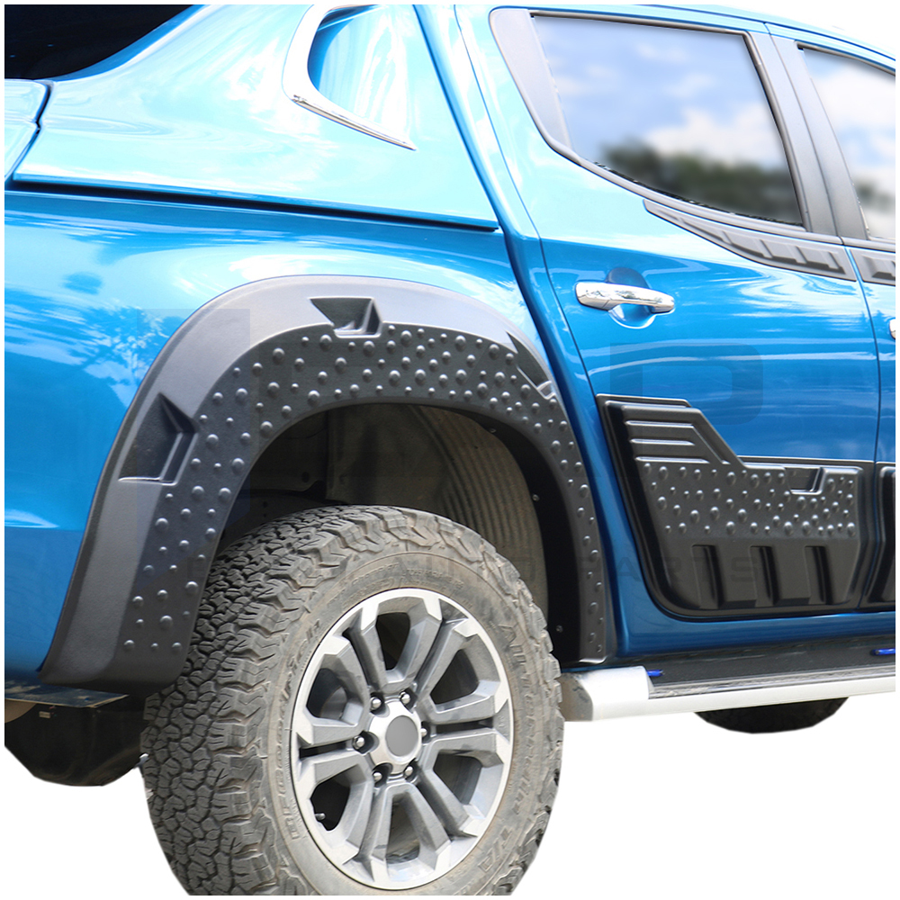 Wheel arch moulding trim cover