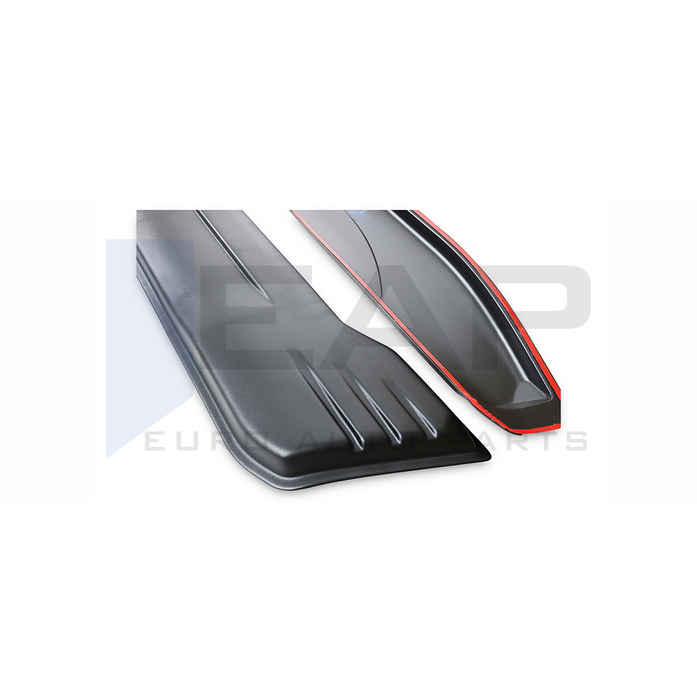 Wheel arch moulding trim cover