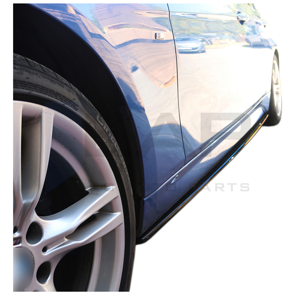 Vehicle side skirts