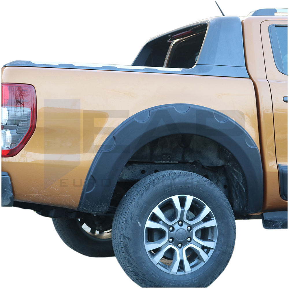Wheel arch moulding trim cover