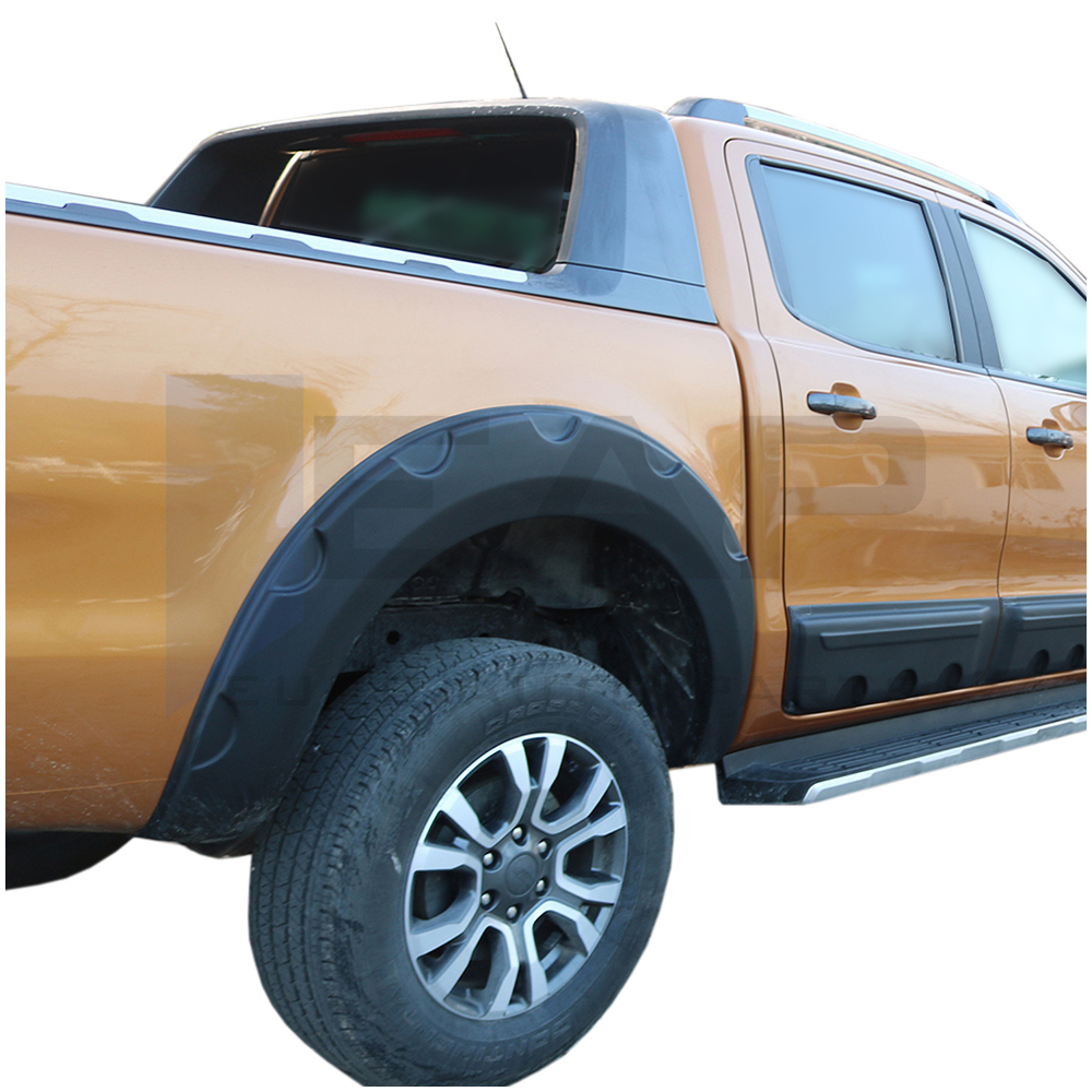 Wheel arch moulding trim cover