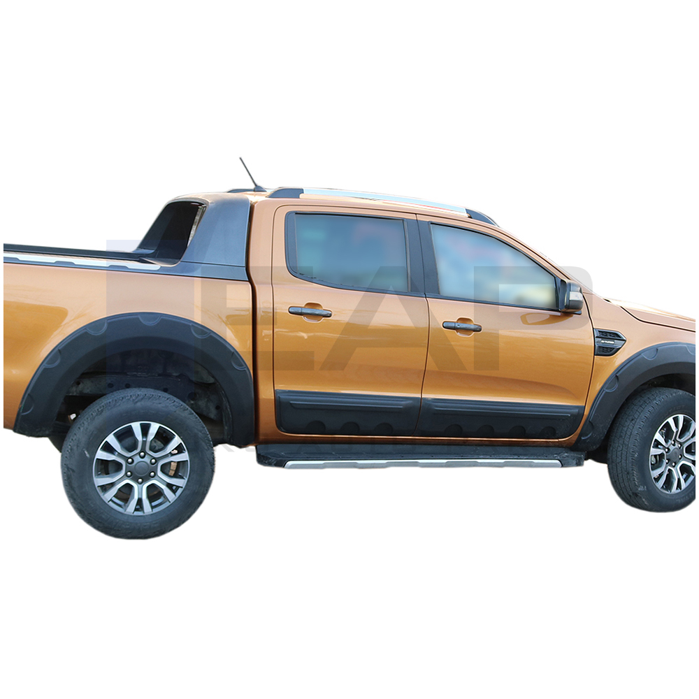 Wheel arch moulding trim cover