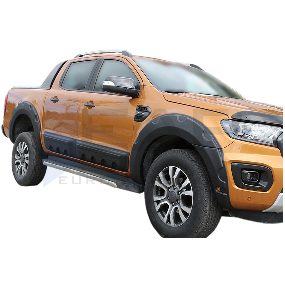 Wheel arch moulding trim cover