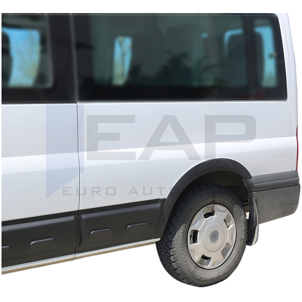 Wheel arch moulding trim cover