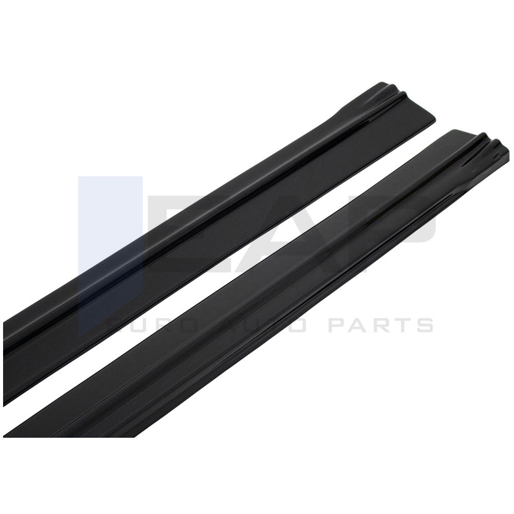 Vehicle side skirts