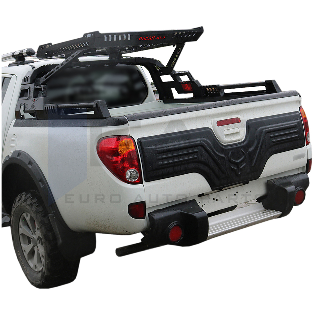 Wheel arch moulding trim cover