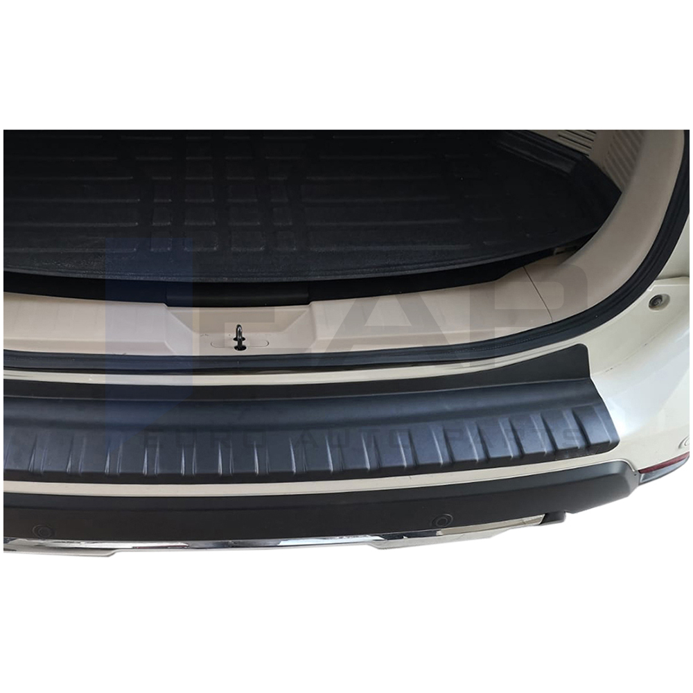 Rear bumper guard (Matte)