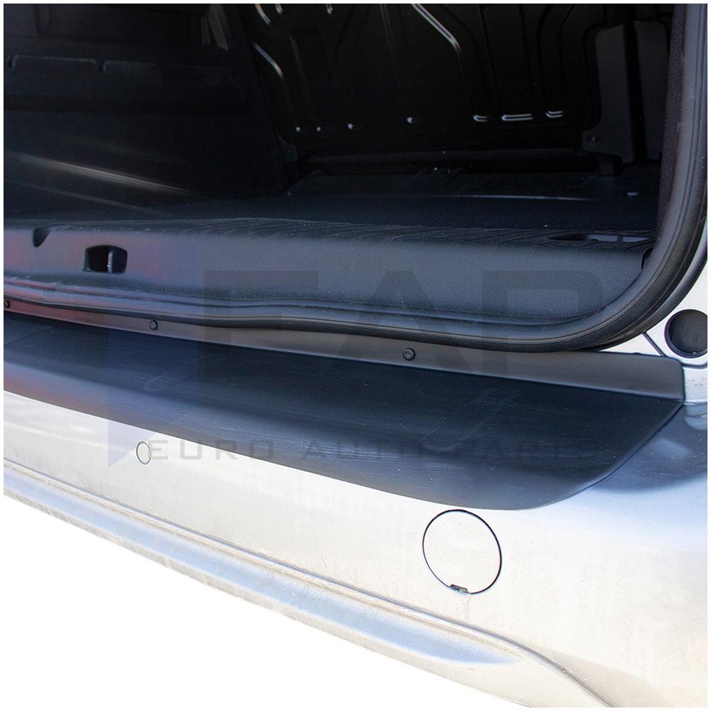 Rear bumper guard (Matte)