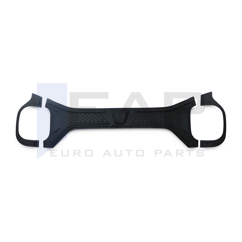 Wheel arch moulding trim cover