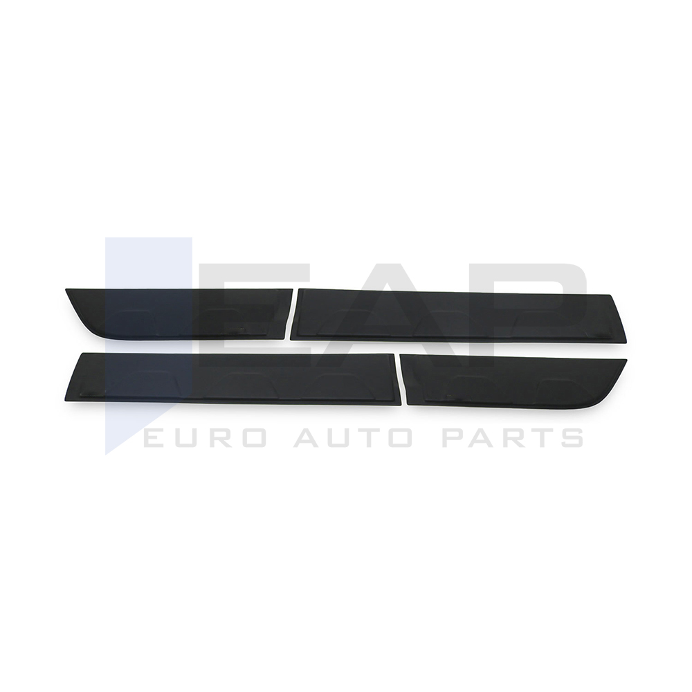Wheel arch moulding trim cover