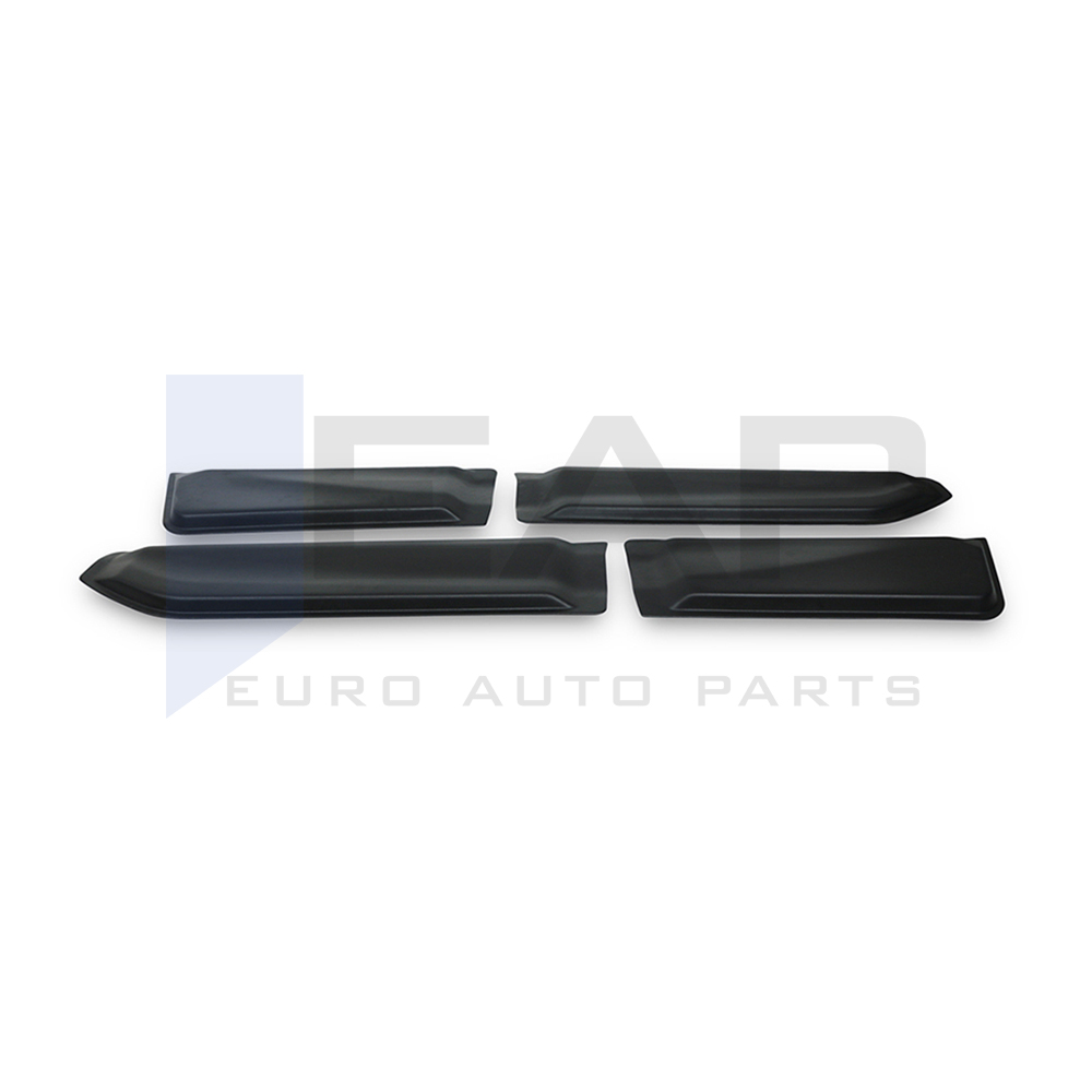 Wheel arch moulding trim cover