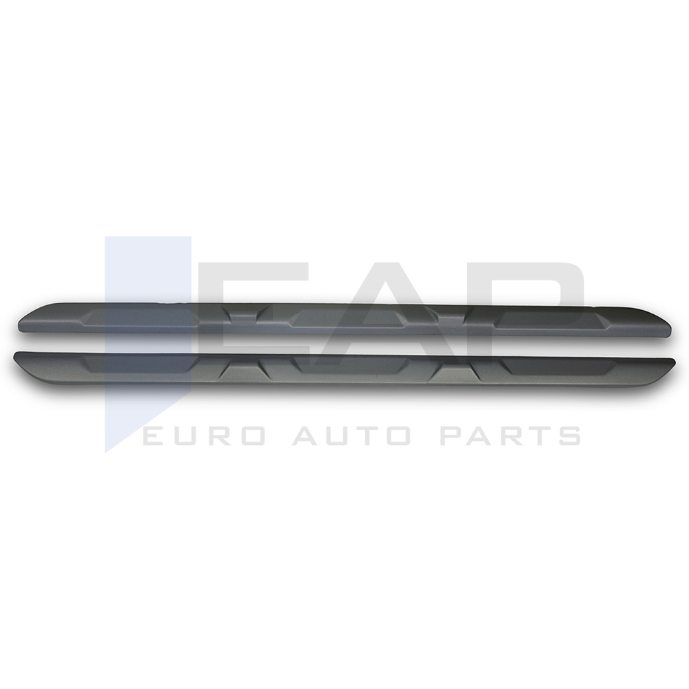 Vehicle side skirts